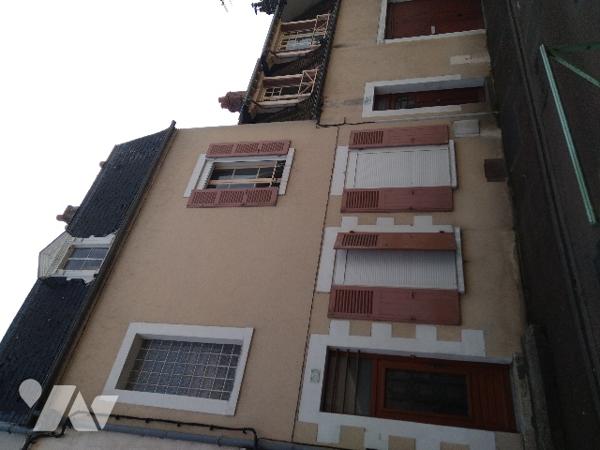 A deux pas du centre-ville de Cosne-Cours-sur-Loire dans la Nièvre (58),