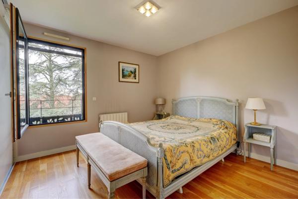 Lyon 5 - Point du Jour - Appartement de 119,54 m² avec terrasse de 20 m² - 4 chambres - piscine