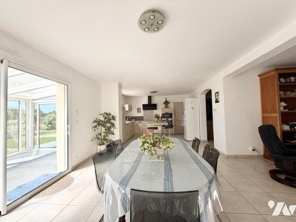 Maison familiale - Récente avec de beaux espaces - PORNIC