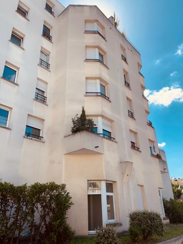 BOIS COLOMBES/ les vallées/ STUDIO 26,70 m² avec PARKING