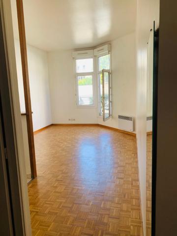 BOIS COLOMBES/ les vallées/ STUDIO 26,70 m² avec PARKING