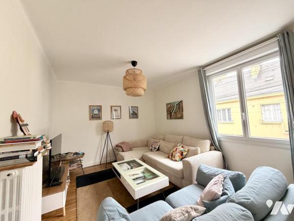 A VENDRE - SAINT-NAZAIRE Maison dans le Centre-ville avec garage et terrasse