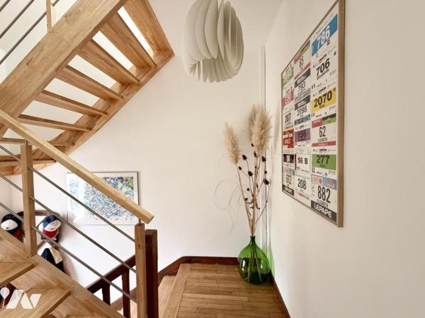 A VENDRE - SAINT-NAZAIRE Maison dans le Centre-ville avec garage et terrasse