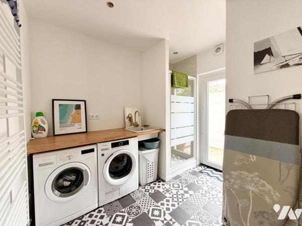 A VENDRE - SAINT-NAZAIRE Maison dans le Centre-ville avec garage et terrasse
