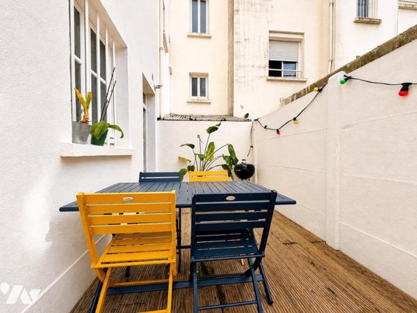 A VENDRE - SAINT-NAZAIRE Maison dans le Centre-ville avec garage et terrasse