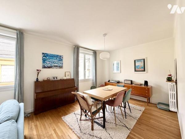 A VENDRE - SAINT-NAZAIRE Maison dans le Centre-ville avec garage et terrasse