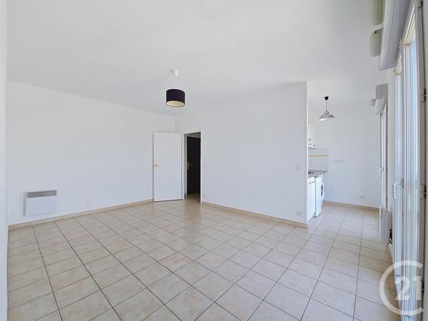Appartement T1 à vendre  1 pièce - 28,10 m 2   MARSEILLE  - 13008