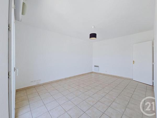 Appartement T1 à vendre  1 pièce - 28,10 m 2   MARSEILLE  - 13008