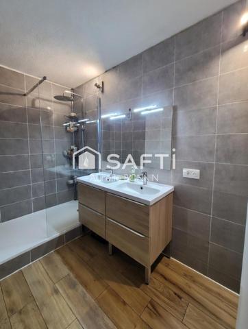 Pessac Le Bourghail, Je vous présente ce bel appartement de 3 pièces rénové sans vis à vis et au dernier étage