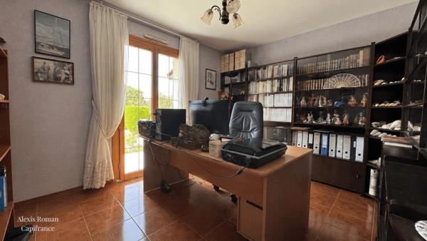 Plain-pied 148 m², DPE A sur 3 700 m² de terrain – Géothermie, double garage et jardin clos