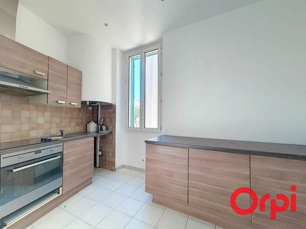 Appartement à louer  3 pièces • 56,77 m2 Ajaccio