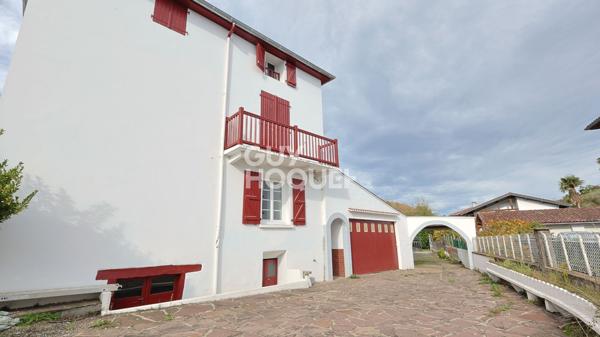 Maison Hasparren 5 pièce(s) 120 m2
