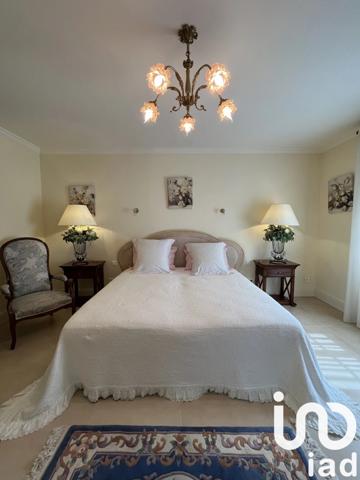 Maison à vendre 10 pièces 260 m² Marcillac-Saint-Quentin