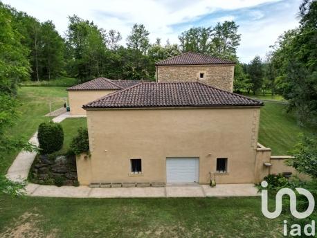 Maison à vendre 10 pièces 260 m² Marcillac-Saint-Quentin