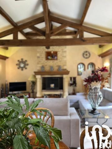 Maison à vendre 10 pièces 260 m² Marcillac-Saint-Quentin