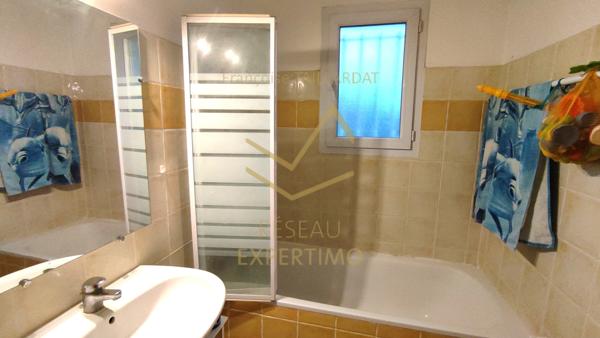 L'Isle-sur-la-Sorgue (84800) Maison de plain pied sans travaux exposée sud avec jardin proche commodités