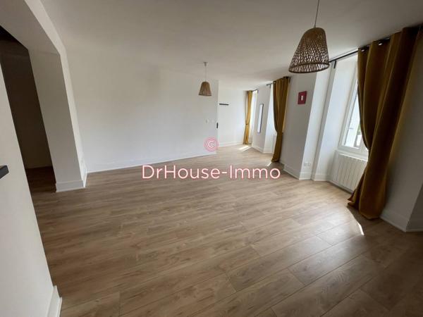 Immeuble à vendre 3 pièces de 132 m²