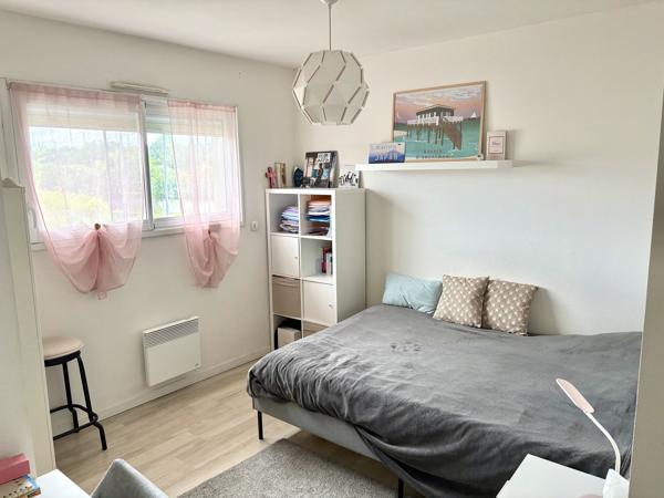 Maison
         4 pièces
        - 96 m² 365 000 € *