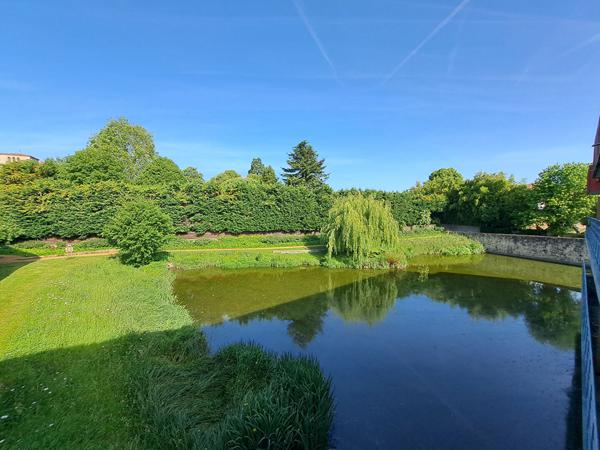 APPARTEMENT T3 centre ville des herbiers 70m2