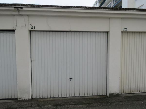 Parking · Location Bordeaux (33000) 12m²