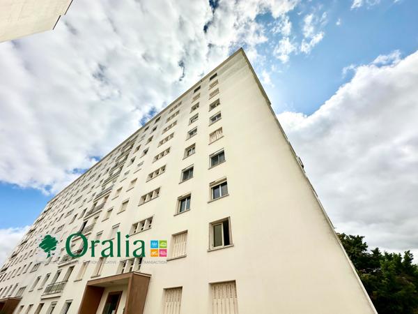 Parking · Location Bordeaux (33000) 12m²