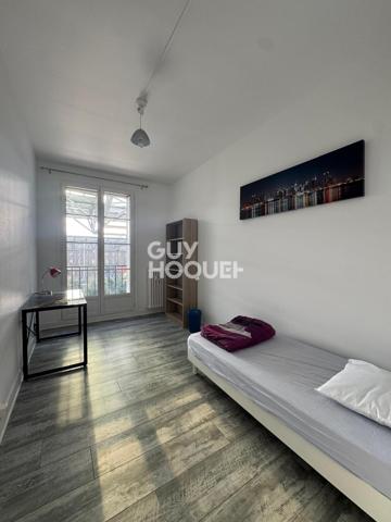 APPARTEMENT À LOUER DE 4 PIÈCES DE 11,00 M²