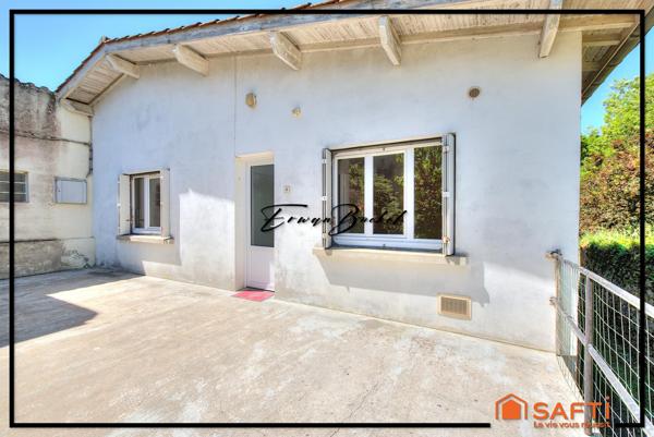 Ensemble immobilier composé de quatre maisons