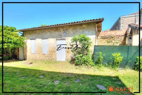 Ensemble immobilier composé de quatre maisons