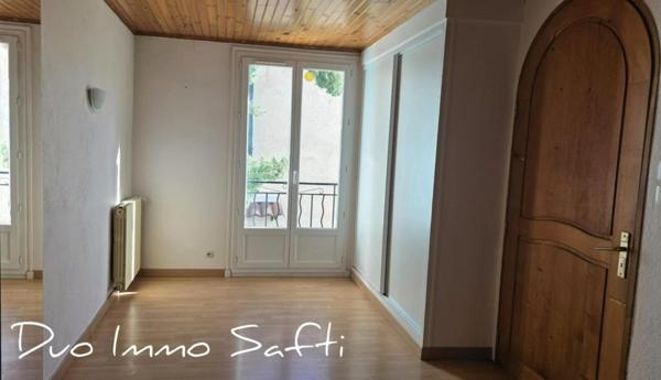 Immeuble de rapport – 5 lots – Au pied du château de Gréoux-les-bains