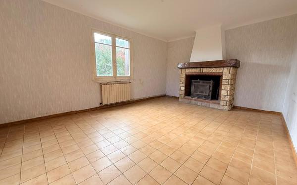 Maison à vendre    5 pièces •  Le Houga