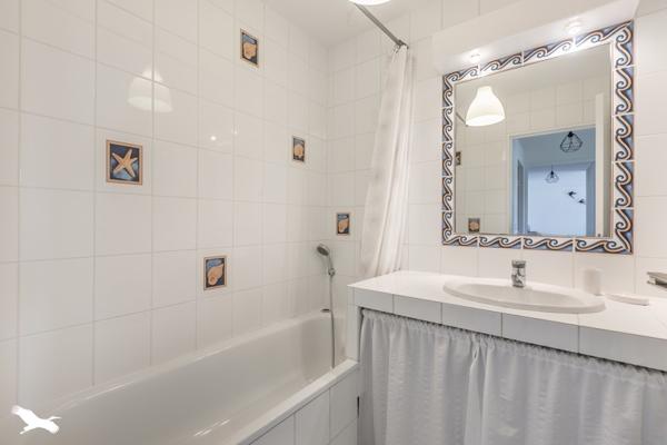 Appartement à vendre |                                       Arcachon |                                        3 pièces  |  65 m²