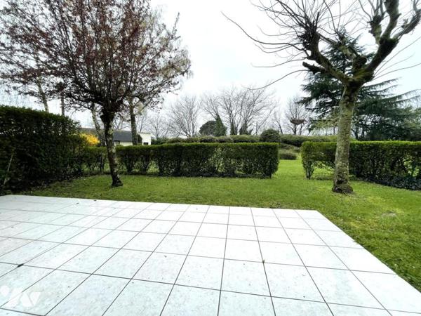 A VENDRE - SAINT-SEBASTIEN-SUR-LOIRE - Au rez-de-chaussée- Appartement T3 d'env 69.26m² avec garage.