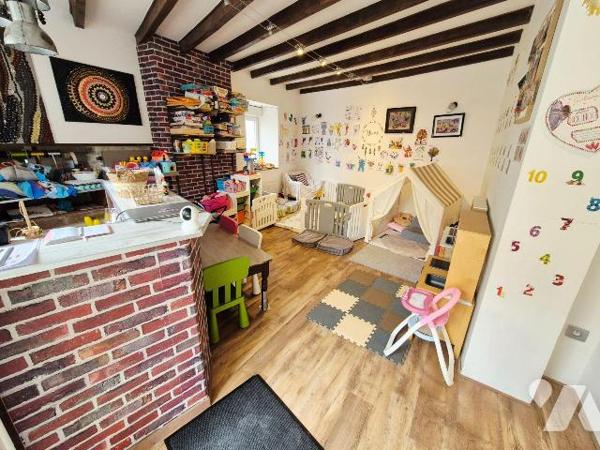 A Essoyes, en Champagne, le village de Renoir et de toutes ses commodités, venez découvrir cett...