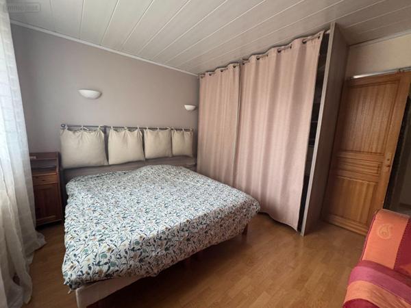 Maison à vendre à Saint-Julien-les-Villas dans l'Aube (10800), ref : 15309/391