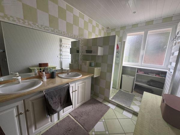 Maison à vendre à Saint-Julien-les-Villas dans l'Aube (10800), ref : 15309/391