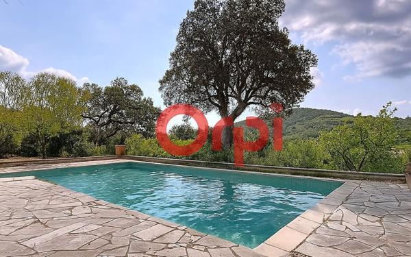 Maison à vendre    5 pièces •  Le Plan-de-la-Tour