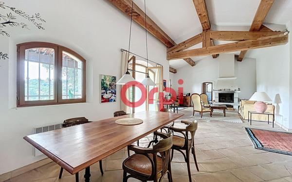 Maison à vendre    5 pièces •  Le Plan-de-la-Tour