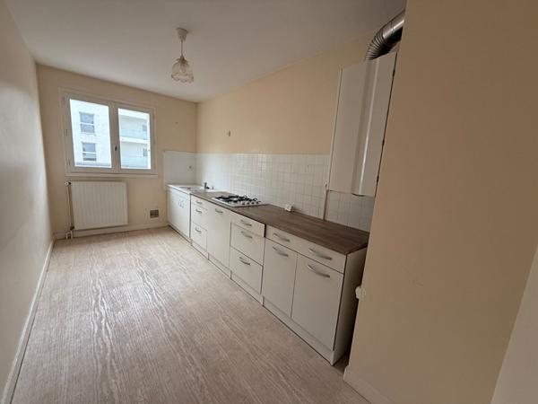 Appartement T3 meublé - LA ROCHE SUR YON