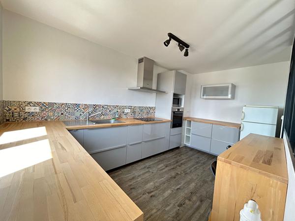 Appartement Herouville Saint Clair 3 pièce(s) 75.58 m2