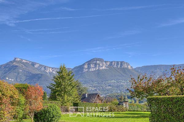 Ancienne ferme du XVIIIe rénovée avec charme et vue montagne