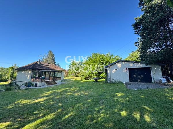 Maison avec grand terrain - BOURTH
