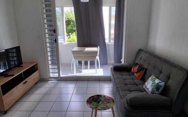 Appartement à louer    1 pièce • 26,86 m2 Schoelcher