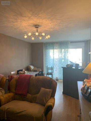 Appartement à louer à Bailleul dans le Nord (59270), ref : FLOCB841