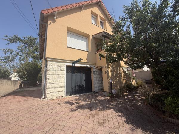 Maison, 120 m² sans mitoyenneté
