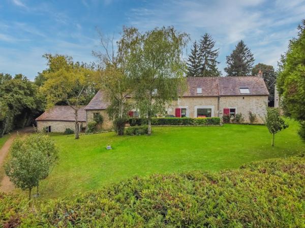 Maison à PARIGNE-L'EVEQUE, 72250 - 6 pièces 180m²