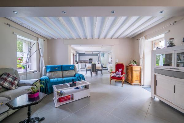 Maison à PARIGNE-L'EVEQUE, 72250 - 6 pièces 180m²