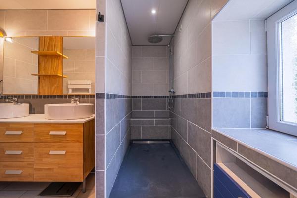 Maison à PARIGNE-L'EVEQUE, 72250 - 6 pièces 180m²