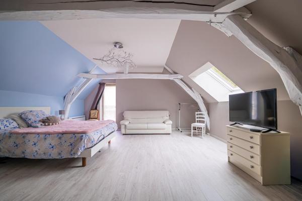 Maison à PARIGNE-L'EVEQUE, 72250 - 6 pièces 180m²