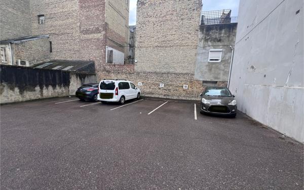 Stationnement à vendre