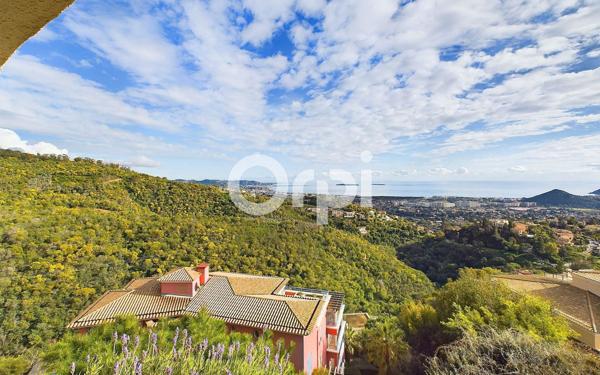 Appartement à vendre    3 pièces • 45,65 m2 Mandelieu-la-Napoule